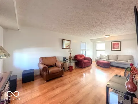 6246 Twin Creeks Drive Indianapolis IN 46268