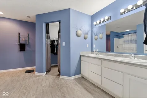651 Farnham Drive Westfield IN 46074