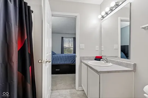 651 Farnham Drive Westfield IN 46074