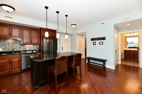 20971 Shoreline Court Noblesville IN 46062