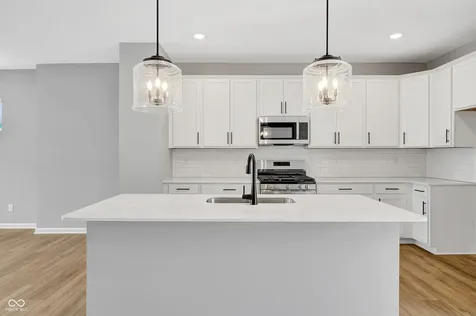 4472 Yellowwood Avenue Brownsburg IN 46112