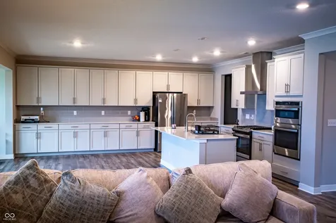 902 Garrison Drive Greenwood IN 46143