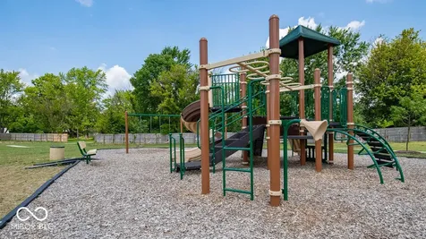 9203 Hemingway Drive Indianapolis IN 46239