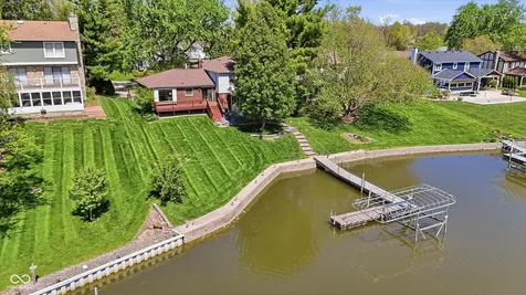 2427 Hawthorn Place Noblesville IN 46062