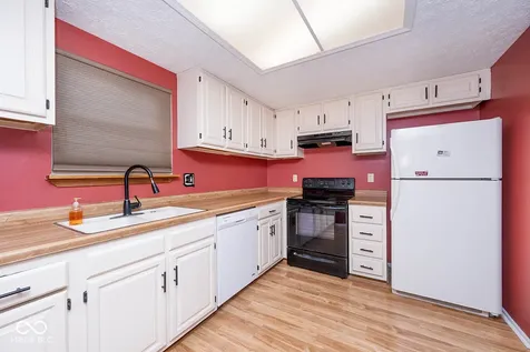 8012 Valley Farms Court Indianapolis IN 46214