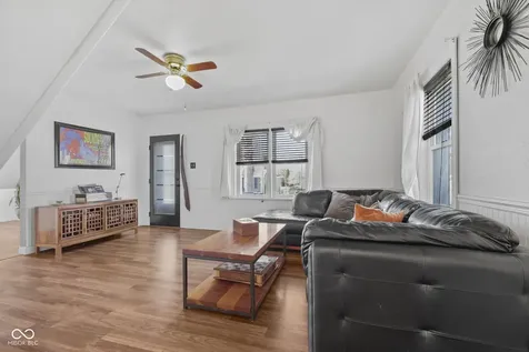 227 Jefferson Street Pendleton IN 46064