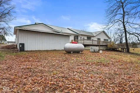 7373 Locust Lake Road Spencer IN 47460