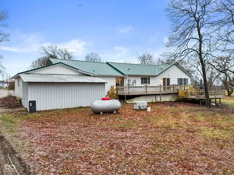 7373 Locust Lake Road Spencer IN 47460
