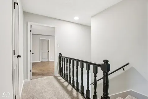 8815 Fathom Crest Indianapolis IN 46256