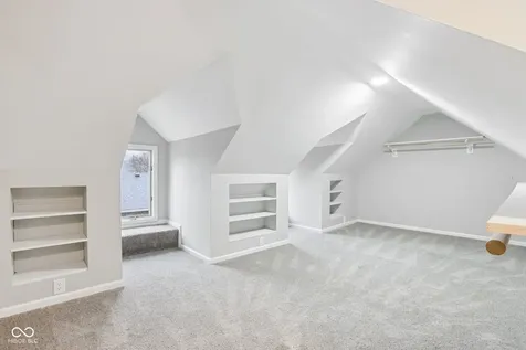 8815 Fathom Crest Indianapolis IN 46256
