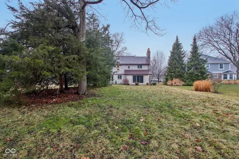 8815 Fathom Crest Indianapolis IN 46256