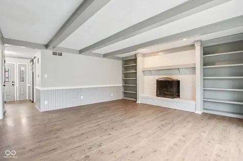 8815 Fathom Crest Indianapolis IN 46256