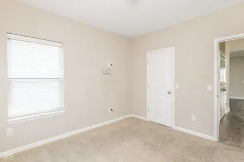 9124 Hawkins Road Indianapolis IN 46216