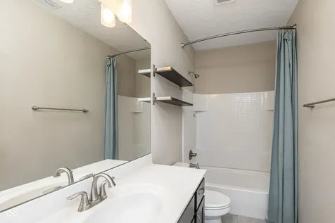9124 Hawkins Road Indianapolis IN 46216