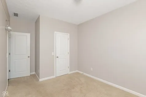 9124 Hawkins Road Indianapolis IN 46216