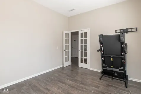 9124 Hawkins Road Indianapolis IN 46216