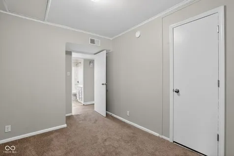 2240 Saint Peter Street Indianapolis IN 46203