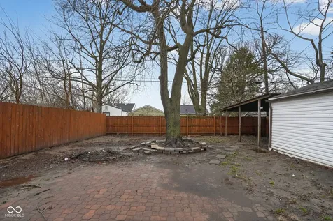 2240 Saint Peter Street Indianapolis IN 46203