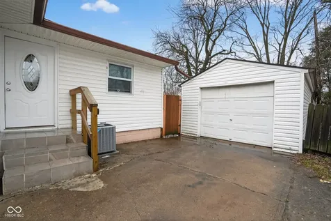 2240 Saint Peter Street Indianapolis IN 46203