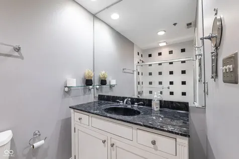 611 N Park Avenue Indianapolis IN 46204