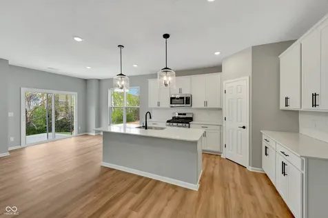 4196 Hayden Valley Drive Bargersville IN 46106