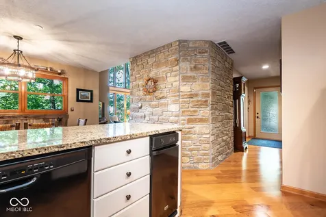 9002 E Agate Avenue Nashville IN 47448