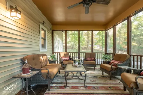9002 E Agate Avenue Nashville IN 47448
