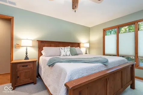 9002 E Agate Avenue Nashville IN 47448