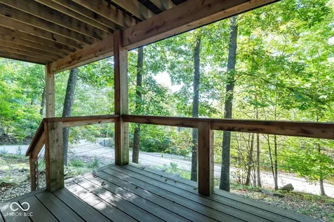 9002 E Agate Avenue Nashville IN 47448