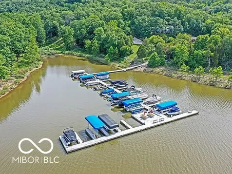 9002 E Agate Avenue Nashville IN 47448