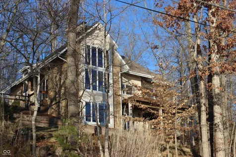 9002 E Agate Avenue Nashville IN 47448