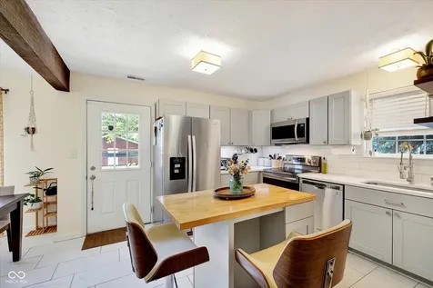 729 Weghorst Street Indianapolis IN 46203