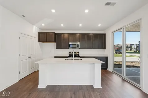 2736 Evergreen Avenue Plainfield IN 46168
