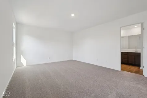 2736 Evergreen Avenue Plainfield IN 46168