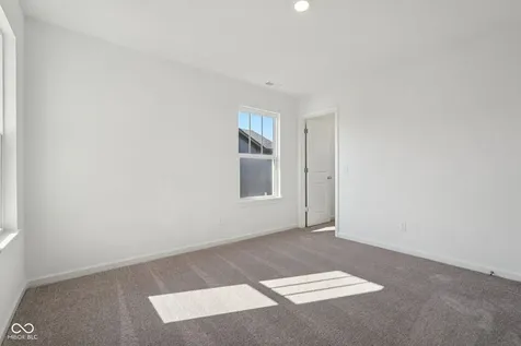 2736 Evergreen Avenue Plainfield IN 46168