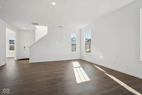 2736 Evergreen Avenue Plainfield IN 46168