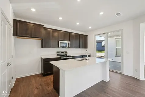 2736 Evergreen Avenue Plainfield IN 46168