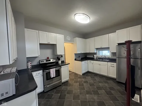 102 N Meridian Street Roachdale IN 46172