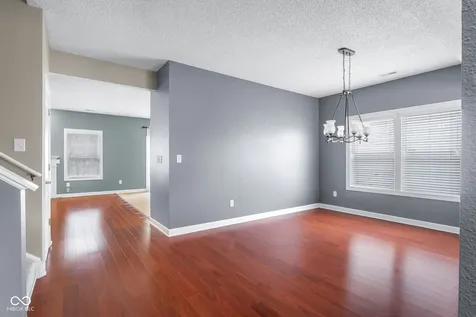2910 Parkview Drive Columbus IN 47201