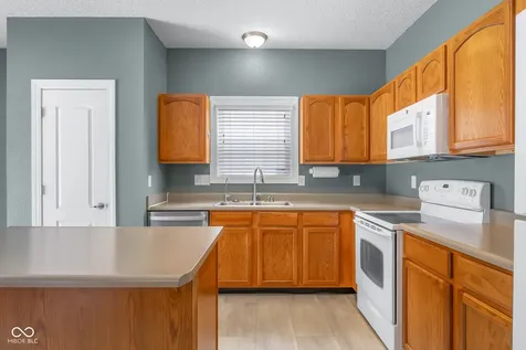 2910 Parkview Drive Columbus IN 47201