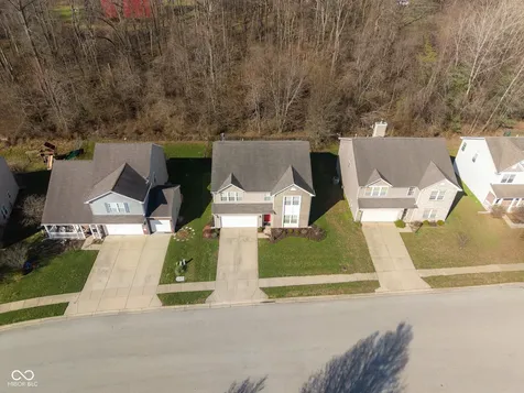 2910 Parkview Drive Columbus IN 47201