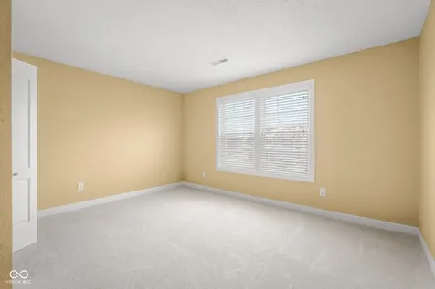 2910 Parkview Drive Columbus IN 47201