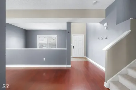 2910 Parkview Drive Columbus IN 47201