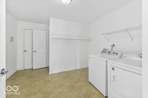 2212 Southlake Avenue E Greenwood IN 46143