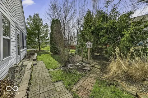 2212 Southlake Avenue E Greenwood IN 46143