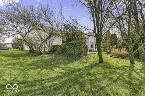 2212 Southlake Avenue E Greenwood IN 46143