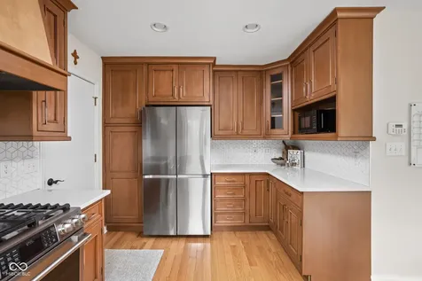 105 Berkley Road Indianapolis IN 46208
