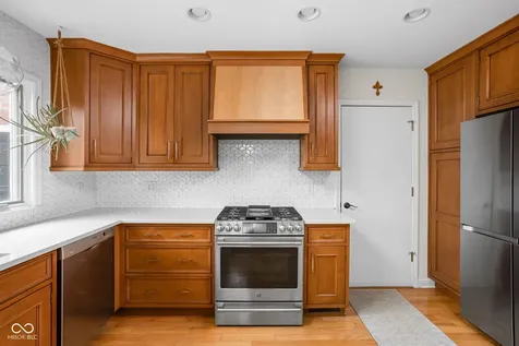 105 Berkley Road Indianapolis IN 46208