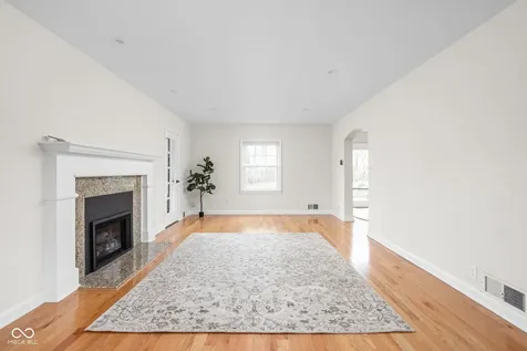 105 Berkley Road Indianapolis IN 46208