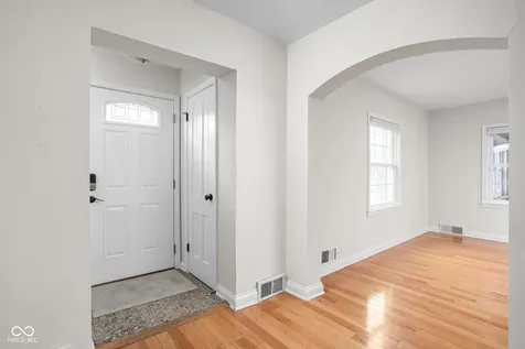 105 Berkley Road Indianapolis IN 46208